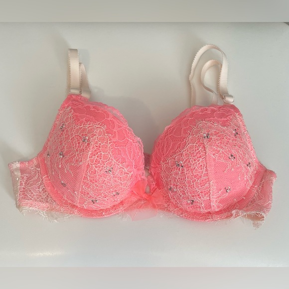 Victoria’s Secret Dreams Angels Padded Push up bra Holiday edition. 32b - Picture 1 of 7